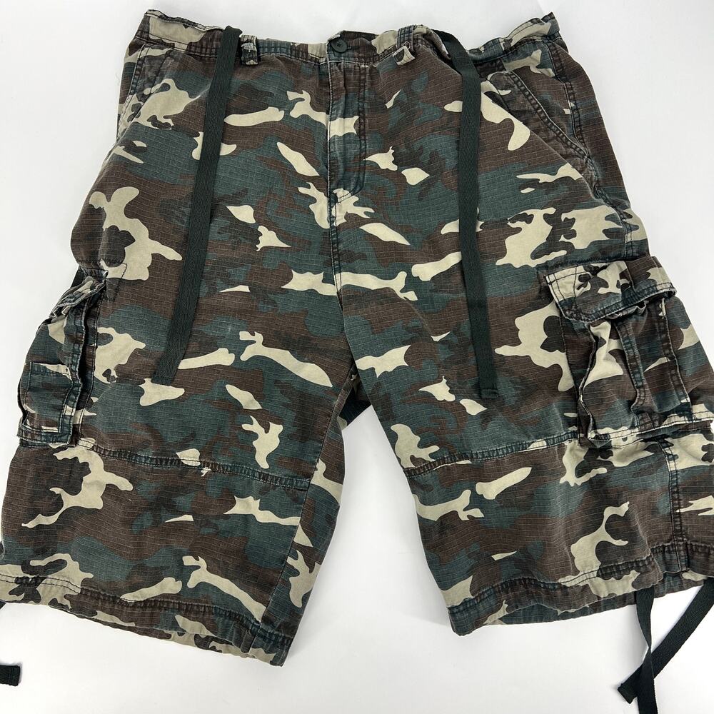 LA GATE Collection U.S.A. Green Camo Cargo Shorts 100% Cotton Adjustable Size 46